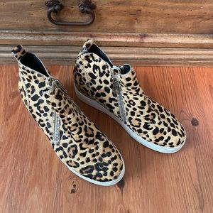 Steve Madden Sneaker Wedges Calf Hair Cheetah Booties Size 10